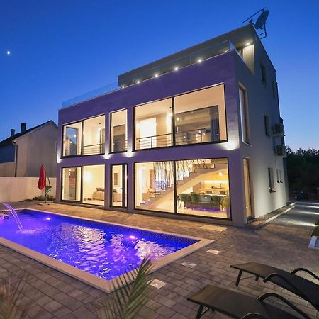 Rhapsody In Green - Luxury Villa In Zadar Crno Экстерьер фото